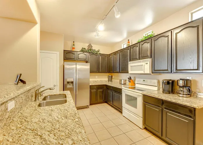 Holiday home Family W/ Community Perks - 8 Mi To Chandler! Gilbert