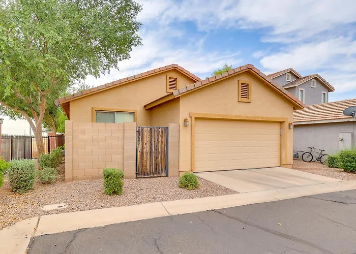 Family W/ Community Perks - 8 Mi To Chandler!